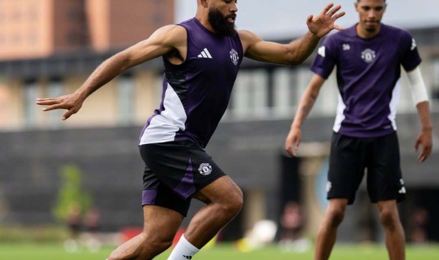 意甲2025-再等等！阿莫林确认姆伯莫无缘战伯恩茅斯，周末战埃弗顿可能首秀