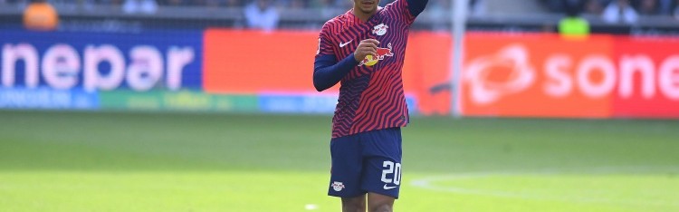 五大联赛-罗马诺透露恩昆库转会为切尔西签下哈维-西蒙斯铺平道路