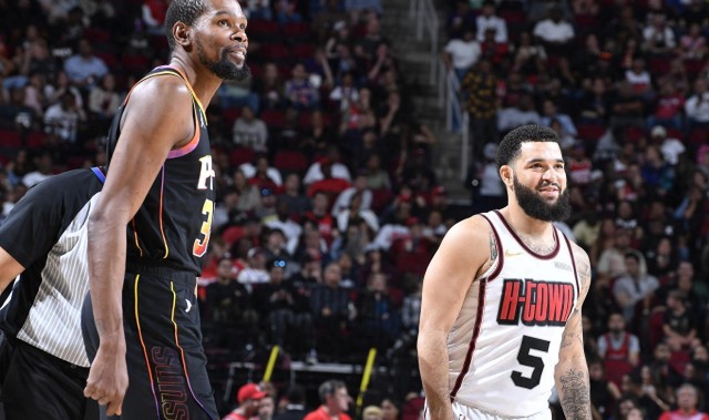 火箭队14人豪华阵容剑指总冠军，ESPN指出两大缺陷！随队记者献策：杜兰特或成胜负手