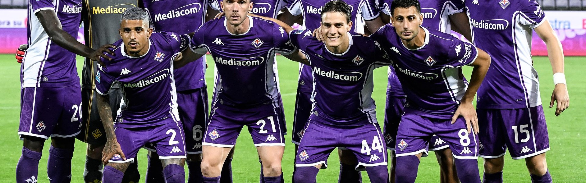 五大联赛-佛罗伦萨vs科莫，预计首发阵容及电视转播