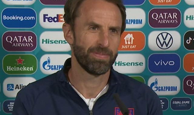 直播入口-索帅：嘘意大利球员别嘘国歌 凯恩：2018状态出早了