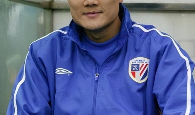 范志毅也没想到，和他并肩作战5年的毛毅军，如今已是申花领队了