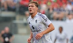 足球投注活动-记者谈霍伊伦：在对手球门前不够冷静、不善对抗&amp;和队友缺乏默契