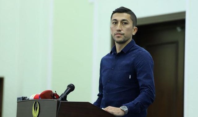 意甲2025-艾哈迈多夫宣布退出国家队 生死战“背锅”真凶曝光