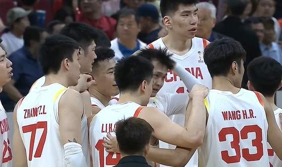 注册优惠-男篮逆转险胜，出线基本稳了，3人绝对功臣，2人拉胯，郭士强无奈