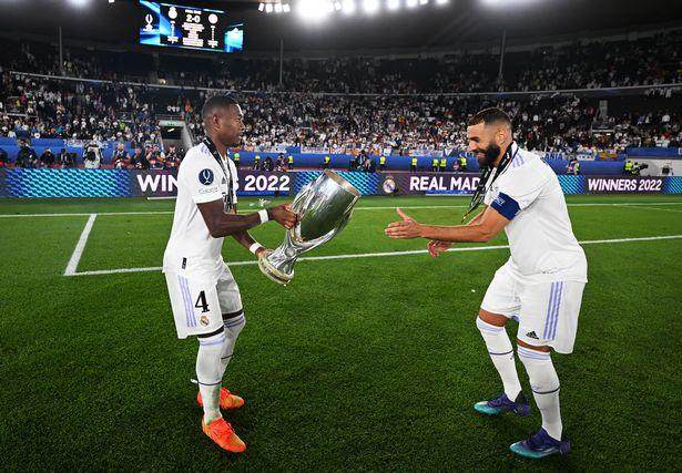 1677591729217023636.jpg 0_GettyImages-1414089140.jpg